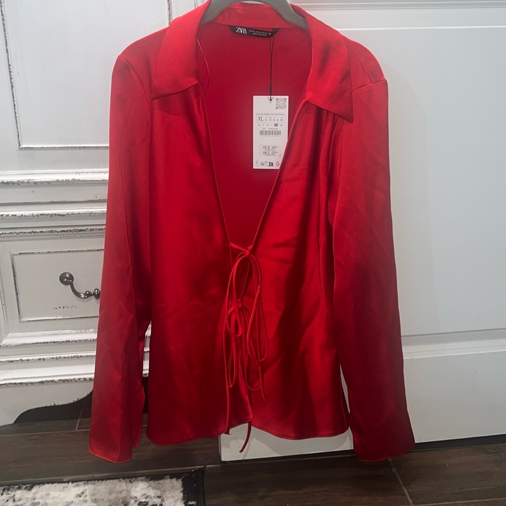 Zara Red tie front long sleeve top size XL